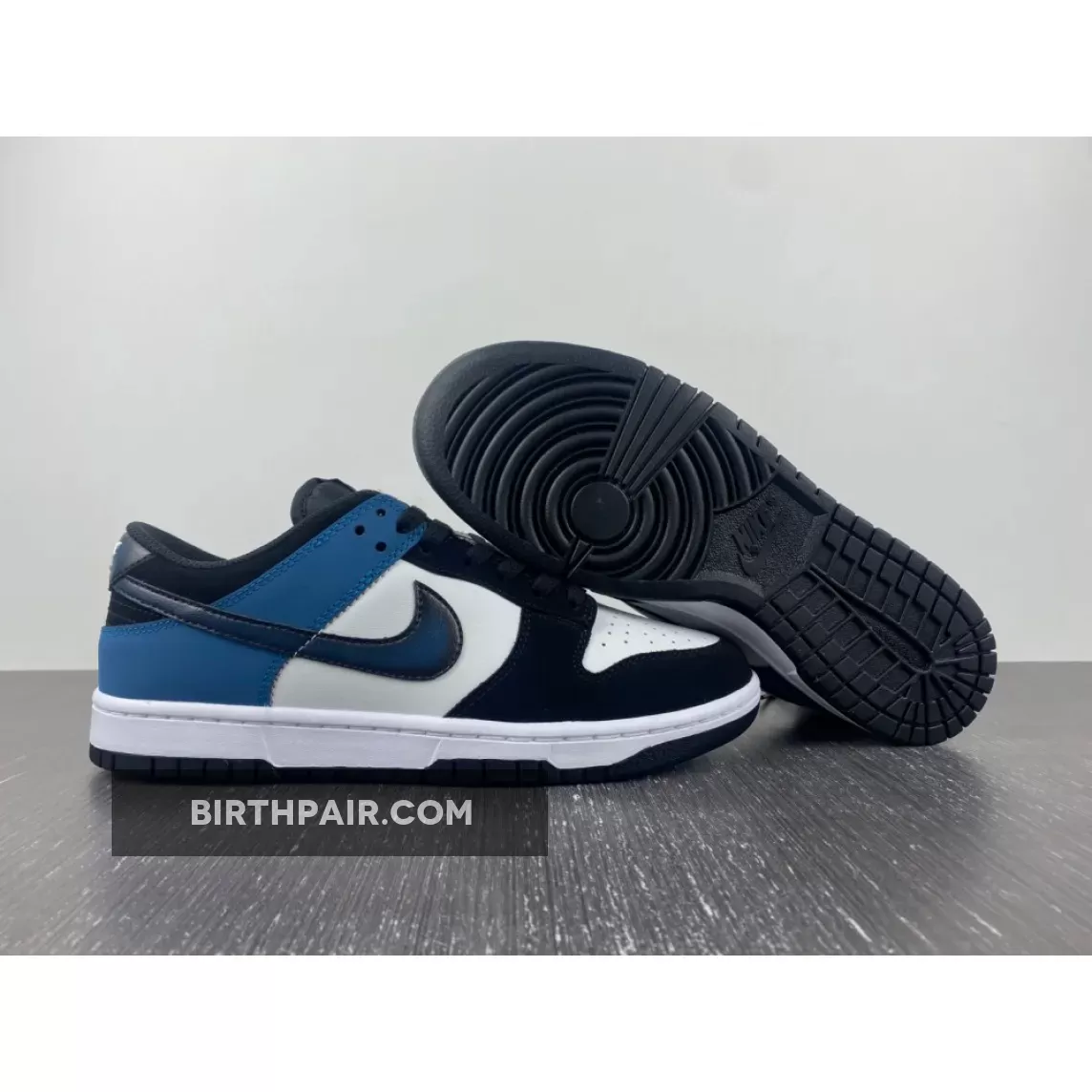 Nike Dunk Low Summit White/Industrial Blue-Black FD6923-100