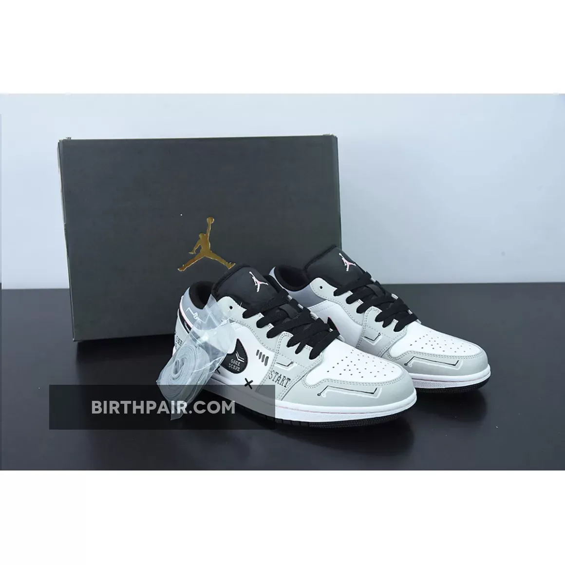 Jordan 1 Low Customize / Air Jordan 1 Low Grey Black White