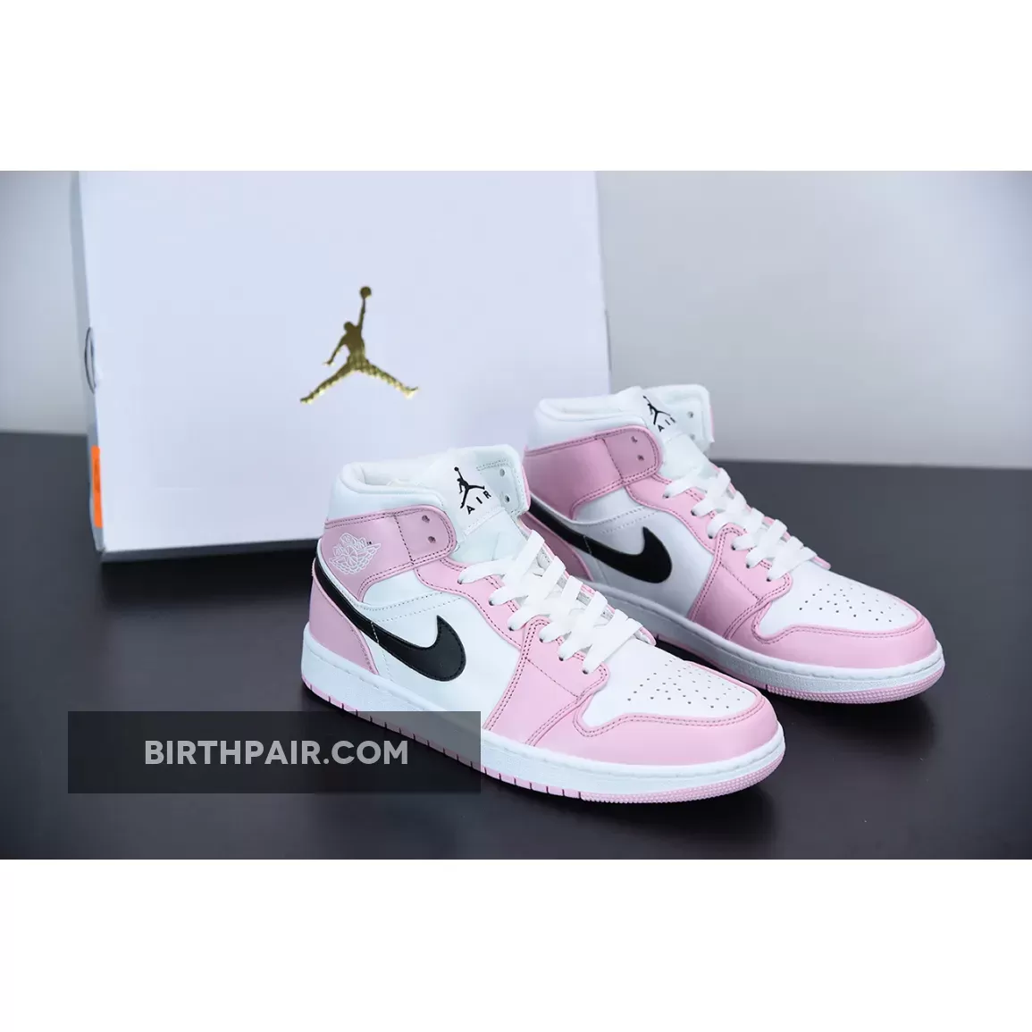 Jordan 1 Mid Barely Rose Womens BQ6472-500 / Rose Pink Jordan 1