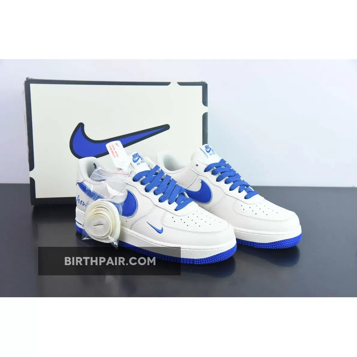 Nike Air Force 1 Low White/Royal Blue 1679650130 Brand New