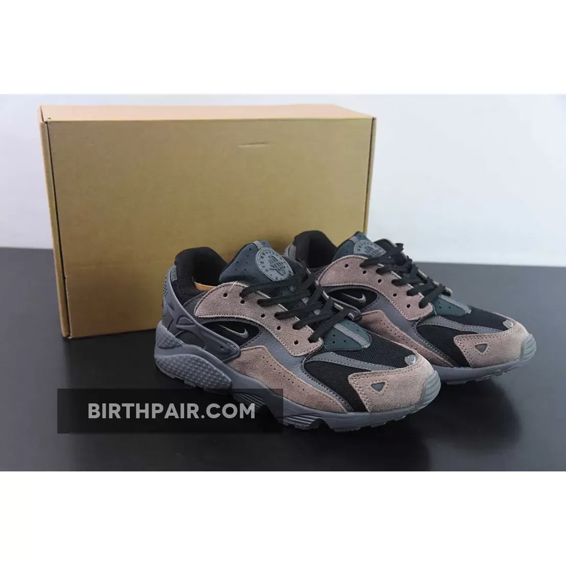 Nike Air Huarache Runner Black Medium Ash DZ3306-002