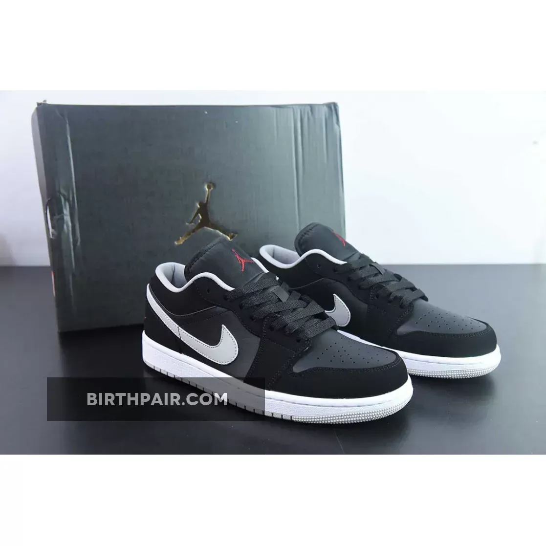 Air Jordan 1 Low Cement Air Jordan 1 Low Black/University Red-Cement Grey