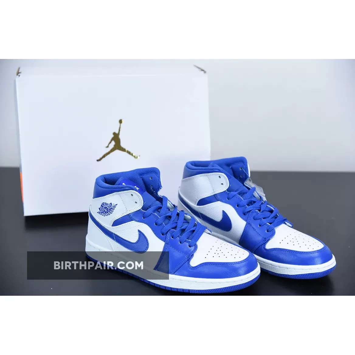 Air Jordan 1 Mid White/Hyper Royal 554724-114 / black white hyper royal jordan 1