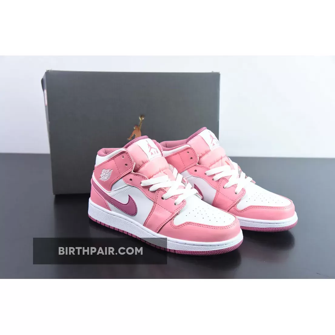 Air Jordan 1 Mid 'Valentines Day' Coral Chalk/Desert Berry-White DQ8423-616 / air jordan 1 pink