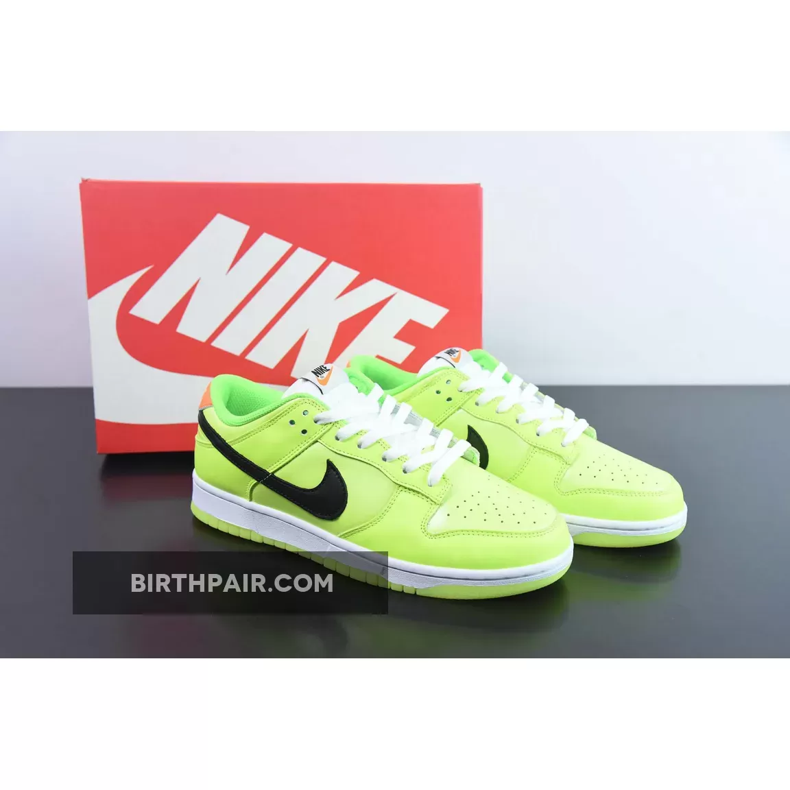 Nike Dunk Low Glow In The Dark Venom Green