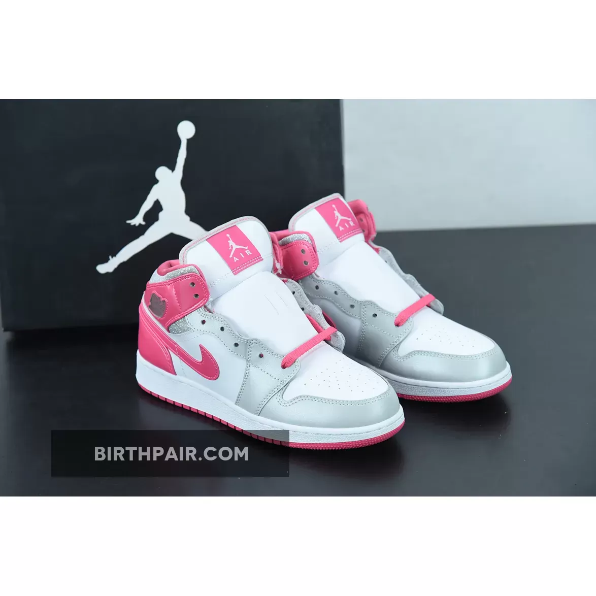 Air Jordan 1 Mid White/Metallic Platinum-Dynamic Pink