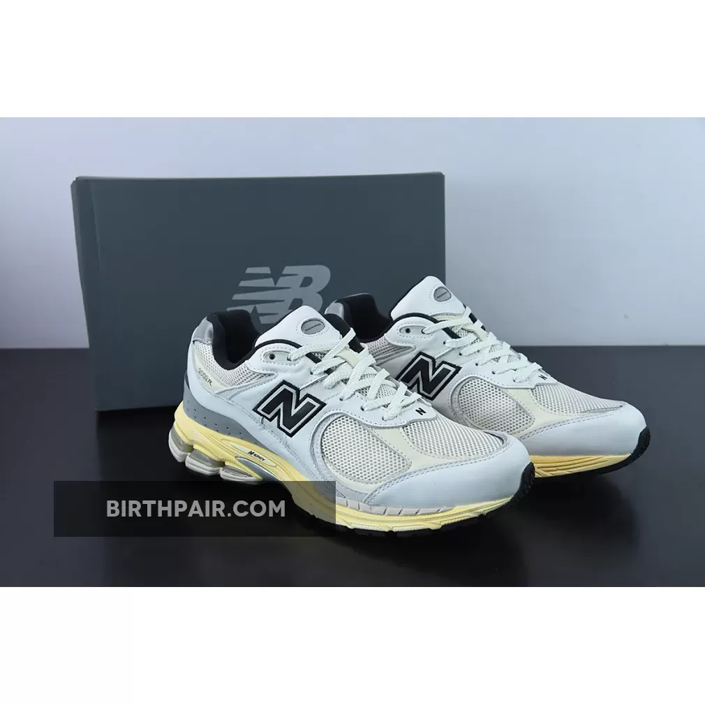 thisisneverthat x New Balance ML2002R White Black ML2002RT